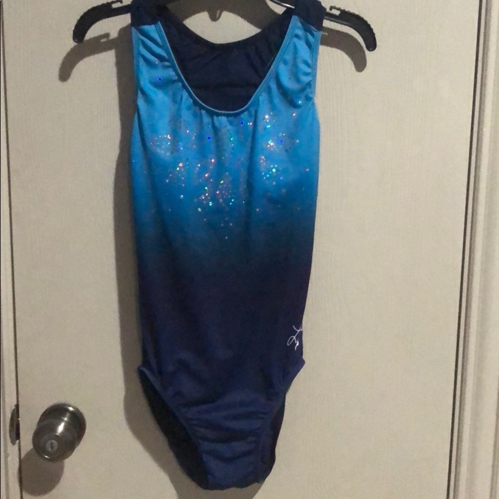 GK LAURIE HERNANDEZ AL LEO